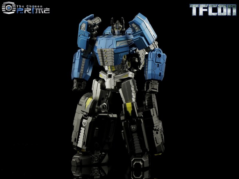 Planet X PX 14B Helios Powered Convoy TFCon Edition  (12 of 24)